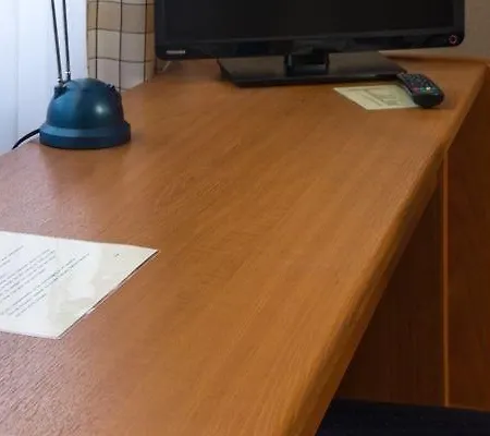 & Restaurant Elkemann فندق 3*