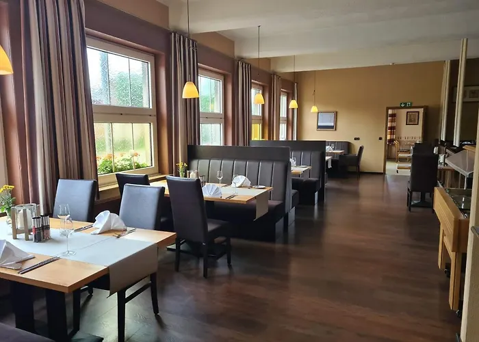 & Restaurant Elkemann Hotel